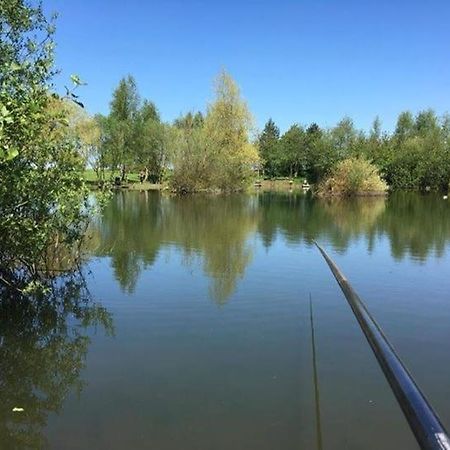 Elton Barn Fishery & Retreat Ноттінгем Екстер'єр фото